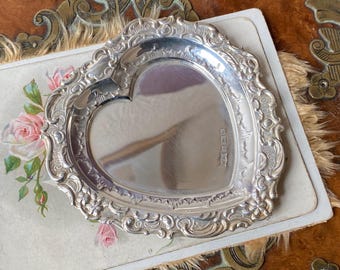 【フランス】ヴィクトリアン ヴィンテージ 装飾 銀色 トレイ エンボス加工 楽天市場】トレー おぼん アンティーク調 ヴィンテージ風 キャッシュ