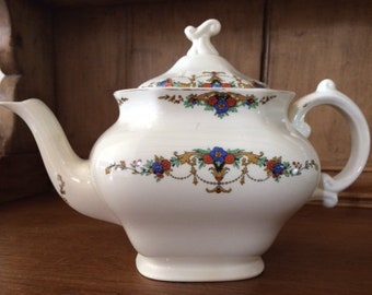 Lovely Alfred Meakin Teapot