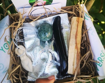 Goddess Box, Yoniverse Gift Box, Yoni Box, Yoni Egg, Jade Yoni Egg, Nephrite Jade Yoni Egg, Yoni, Yoni Massage Wand, Gemstone Massage Wand.