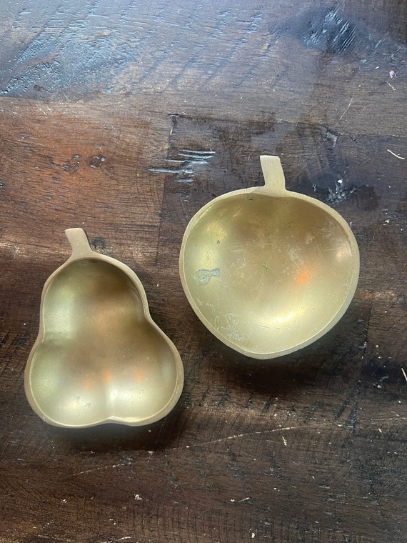 Beautiful Set of Vintage Brass Trinket Dishes | Br