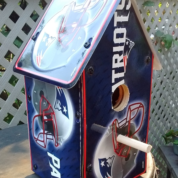 New England Patriots birdhouse