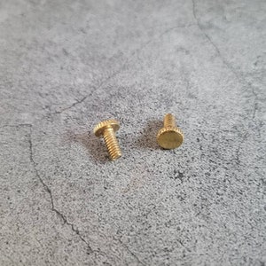 Low-profile Thumb Screw (8-32 threading) - 3/8&quot; and 1/2&quot;