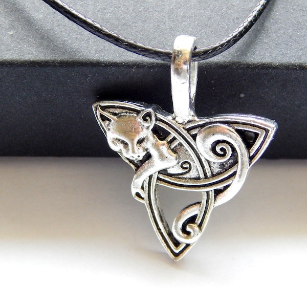 Viking fox pendant necklace,  Celtic fox necklace, Celtic fox pendant jevelry, fox totem, Nordic pendant