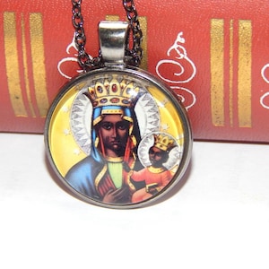 Black Madonna necklace pendant, Black Madonna Of Chartres jewelry, Virgin Mary necklace jewelry, Black Virgin Catholic Necklace Religious