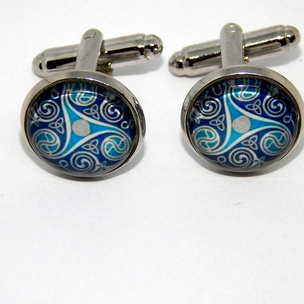 Boutons de manchette Triskele Triskelion, boutons de manchette triple spirale, boutons de manchette celtiques, bijoux de boutons de manchette Viking Norse Nordic, boucles d'oreilles logo Triskele