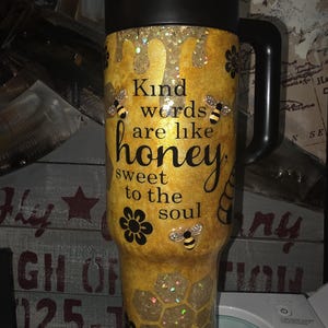 40oz Honey Comb Bee inspired tumbler