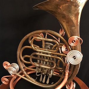 French Horn Bluetooth Sound Machine -  (BobsMusicalArt.com)