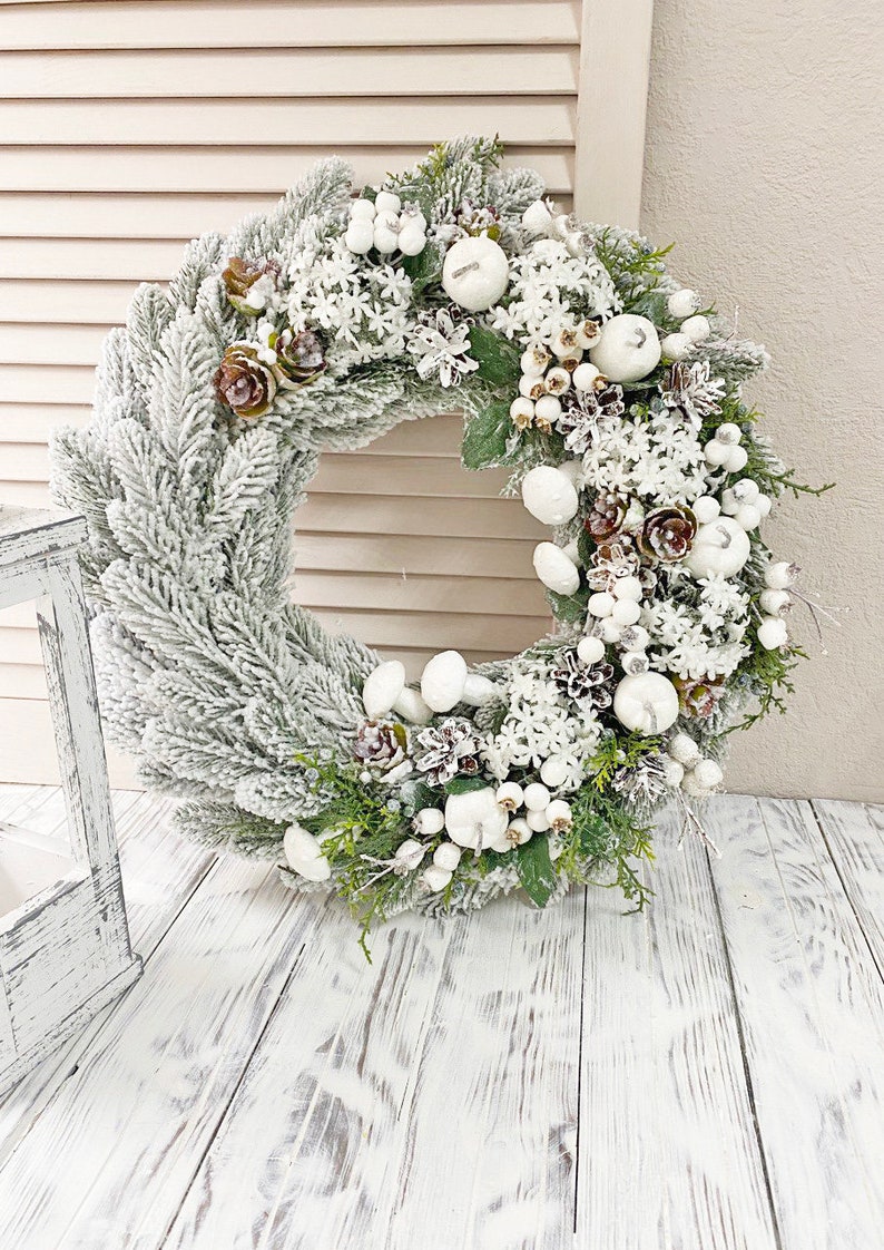 Winter wreath for front door, Holiday home decor, Winter rustic door wreath, January wreath image 3