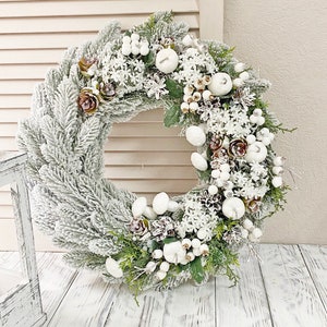 Winter wreath for front door, Holiday home decor, Winter rustic door wreath, January wreath image 4