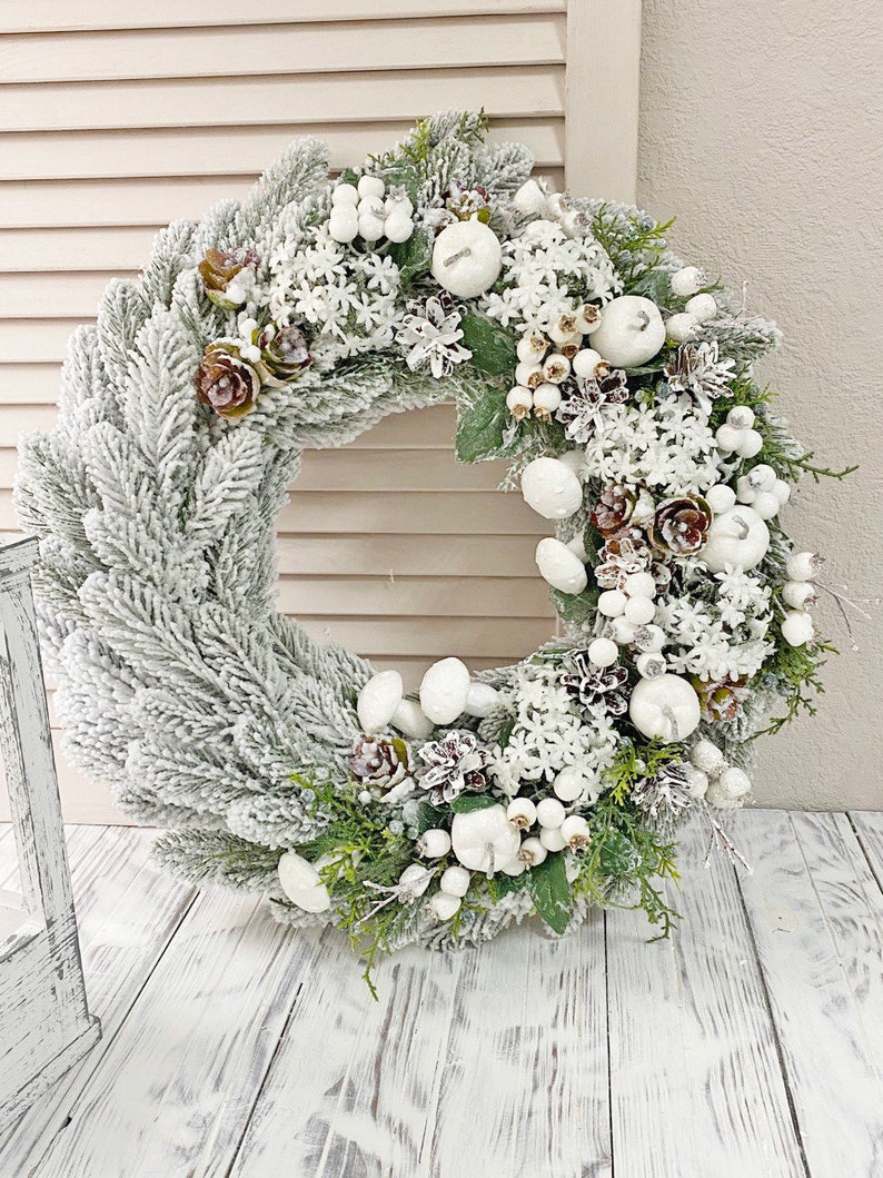 Winter wreath for front door, Holiday home decor, Winter rustic door wreath, January wreath image 5