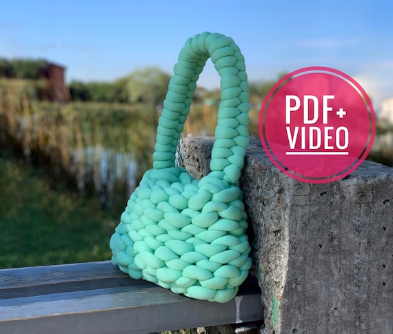 Chunky Knit Bag Pattern: Vegan Crossbody, Shoulder Purse (PDF + Video)
