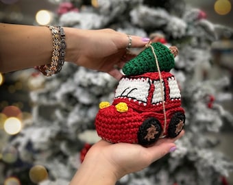 Coche navideño con árbol, cesta interior, decoración de crochet, adornos de regalo, almacenamiento de dulces.