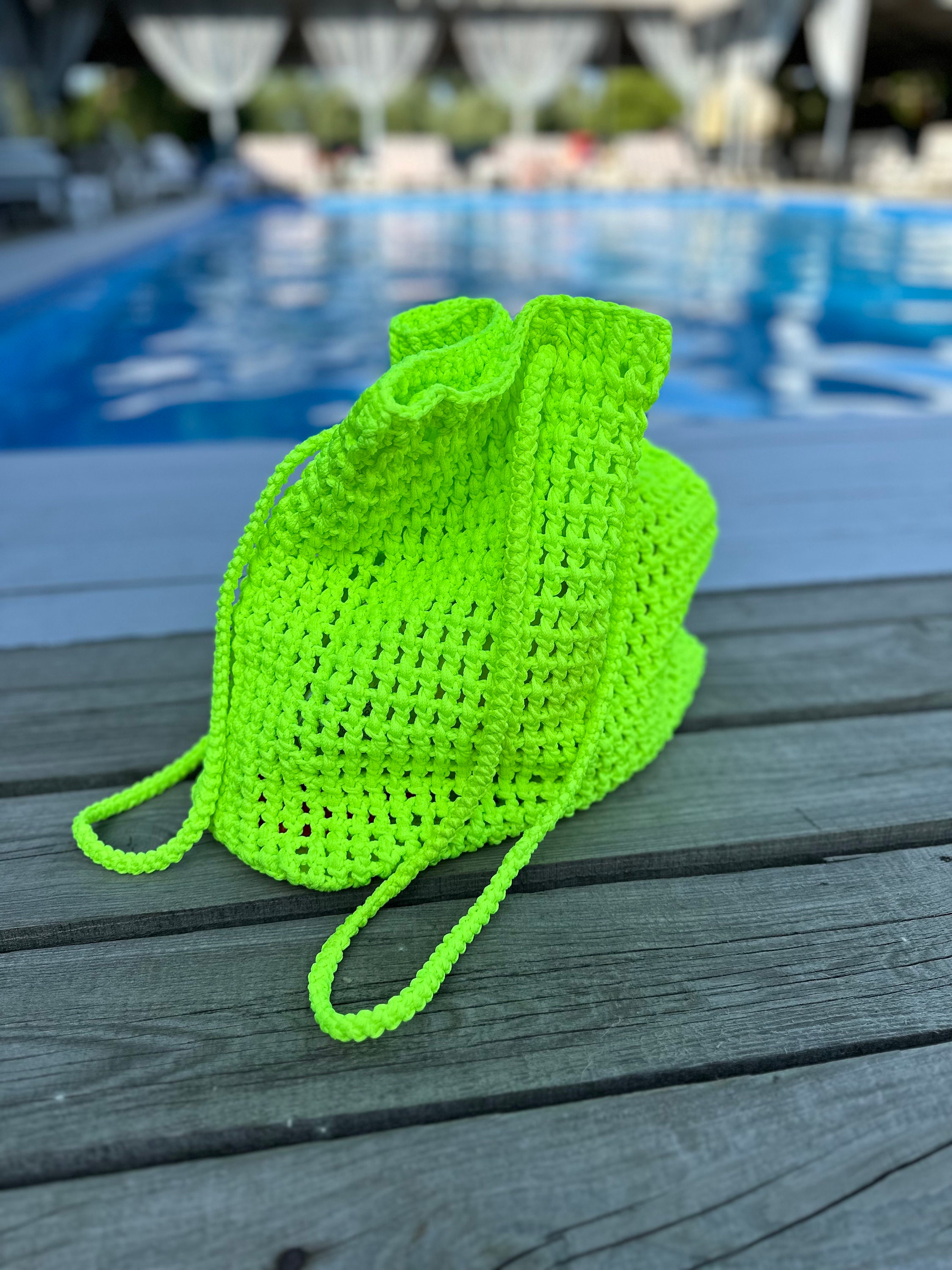 Women Bright Large Beach Net Bag With Polyester Cord in Lime