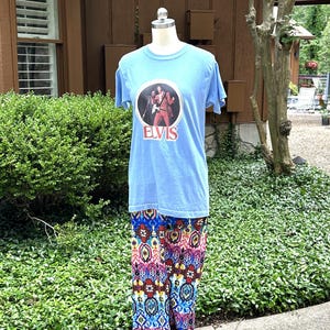 RARE Ladies&#39; ELVIS TOUR Tee/70&#39;s Tee Shirt/Elvis Shirt/Elvis Memorabilia/Girl&#39;s Vintage Tee/Rare Tee Shirts/Vintage Tees/Near Mint Condition