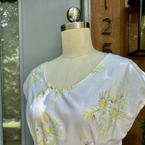 GORGEOUS UPCYCLED FLORAL Dress/Upcycled Dresses/Doily Dresses/Boho Dresses/Handmade Dress/Trash Dresses/Mint Condition