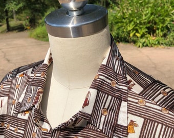 RARE GROOVY 70's UNISEX Shirt/70's Poly Shirt/70's Pointy Collar Shirt/70's Western Shirt/Dagger Collar Shirt/Pictorial Shirt/Mint Condition