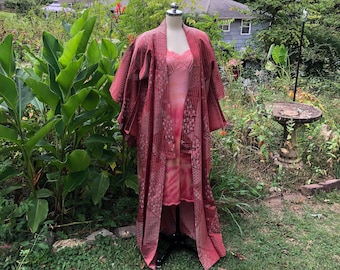 JAPANESE KIMONO/Kimonos/Silk Kimonas/Vintage Kimonos/Silk Kimono Robe/Kimono Robe/Japanese Robe/Hostess Gown/Silk Kimono/Near MINT Condition