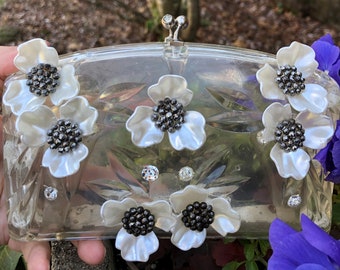 LUCITE FLORAL CLUTCH/Lucite Purses/Lucite Bags/Clutch Handbags/50's Handbags/50's Purses/Lucite Clutches/50's Clutches/Vintage Condition