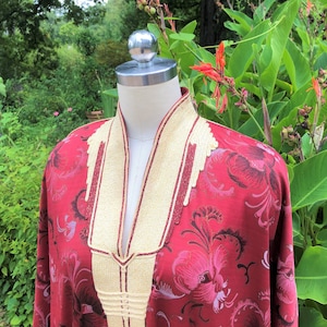 BEAUTIFUL 80&#39;s BURGUNDY KAFTAN/Rare Kaftan/80&#39;s Caftan/Kaftans/Oriental Style Kaftan/Entertaining Gown/Hostess Gown/Good Vintage Condition