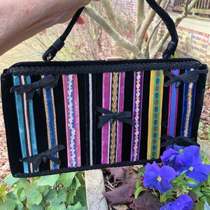 LOVELY 50's SOURE VELVET Handbag/50's Handbags/50's Purses/Velvet Purses/Collectible Purses/Soure Bags/Designer Handbags/Vintage Condition