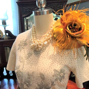 RARE 60&#39;s Hand Finished Beaded Top/Floral Beaded Top/Wool Beaded Tops/Vintage Banff Ltd Tops/60’s Vintage Beaded Tops/PERFECT Mint Condition