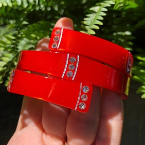 STUNNING 50&#39;s LUCITE BRACELET with Rhinestones/Lucite Bracelets/Lucite Jewelry/Vintage Bracelets/Lucite Cuff Bracelet/Near Mint Condition