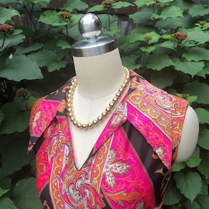 70's DAYGLO PAISLEY Maxi Dress/Vintage GoGo Maxi Dress/70’s GoGo Maxi Dress and Belt/70’s Pink Maxi Dress/70’s Dresses/Near MINT Condition