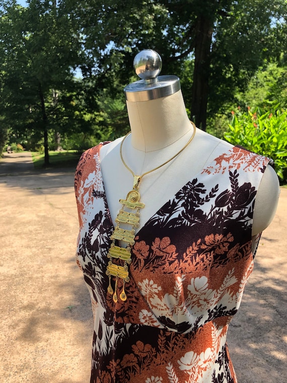 LOVELY 70's FLORAL Dress/70's Floral Dresses/70's Maxi Dresses/70's Dresses/Dresses with Shawl/70's Maxis/Edith Flagg Dresses/Mint Condition