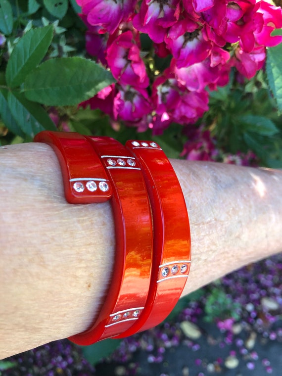 STUNNING 50's LUCITE BRACELET with Rhinestones/Lucite… Gem