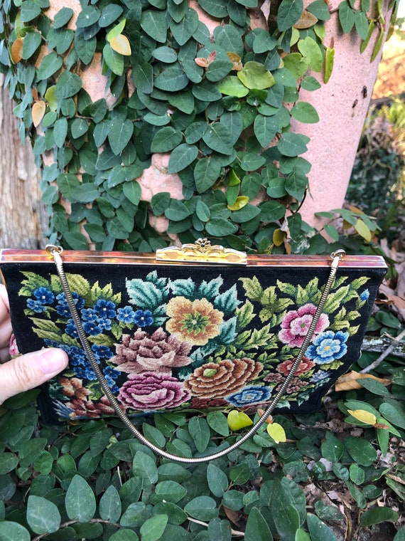 LOVELY 50's TAPESTRY HANDBAG/Tapestry Purses/Tape… - image 10