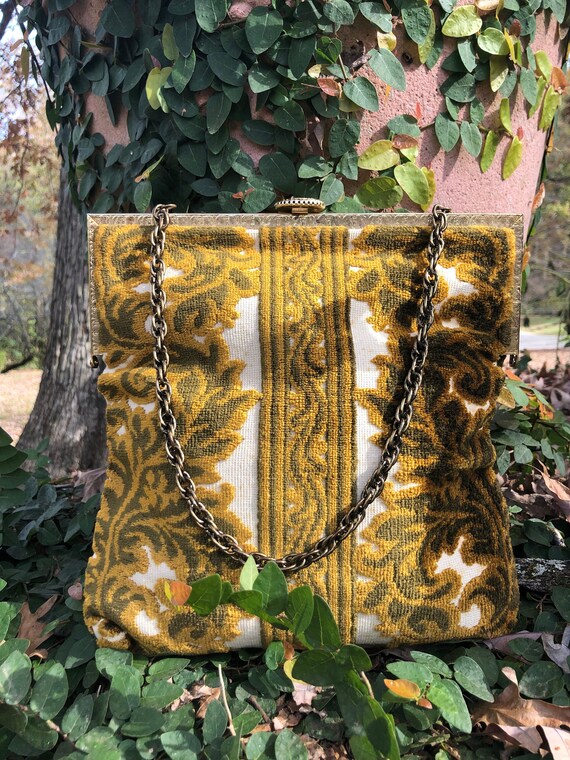 GORGEOUS 60's Tapestry CARPET BAG/Tapestry Handbag