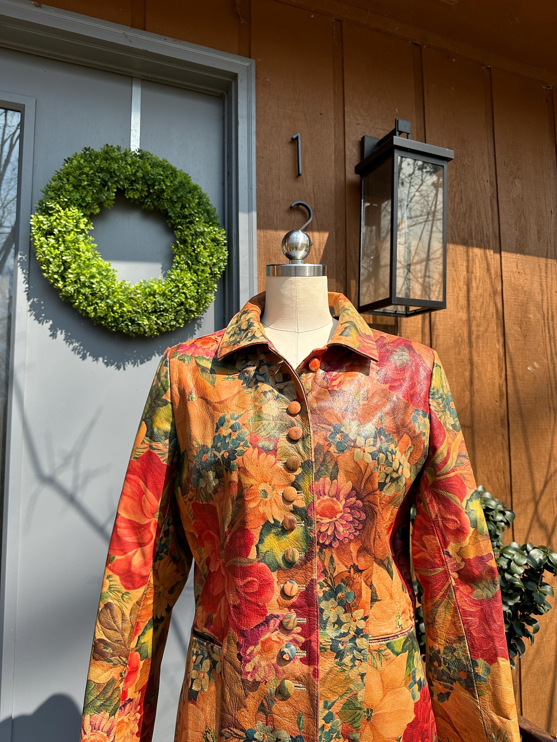 GORGEOUS FLORAL JACKET/90's Leather Jacket/90's Jackets/Vintage Jackets/Floral Jackets/Flower Power Jackets/Floral Clothing/Mint Condition