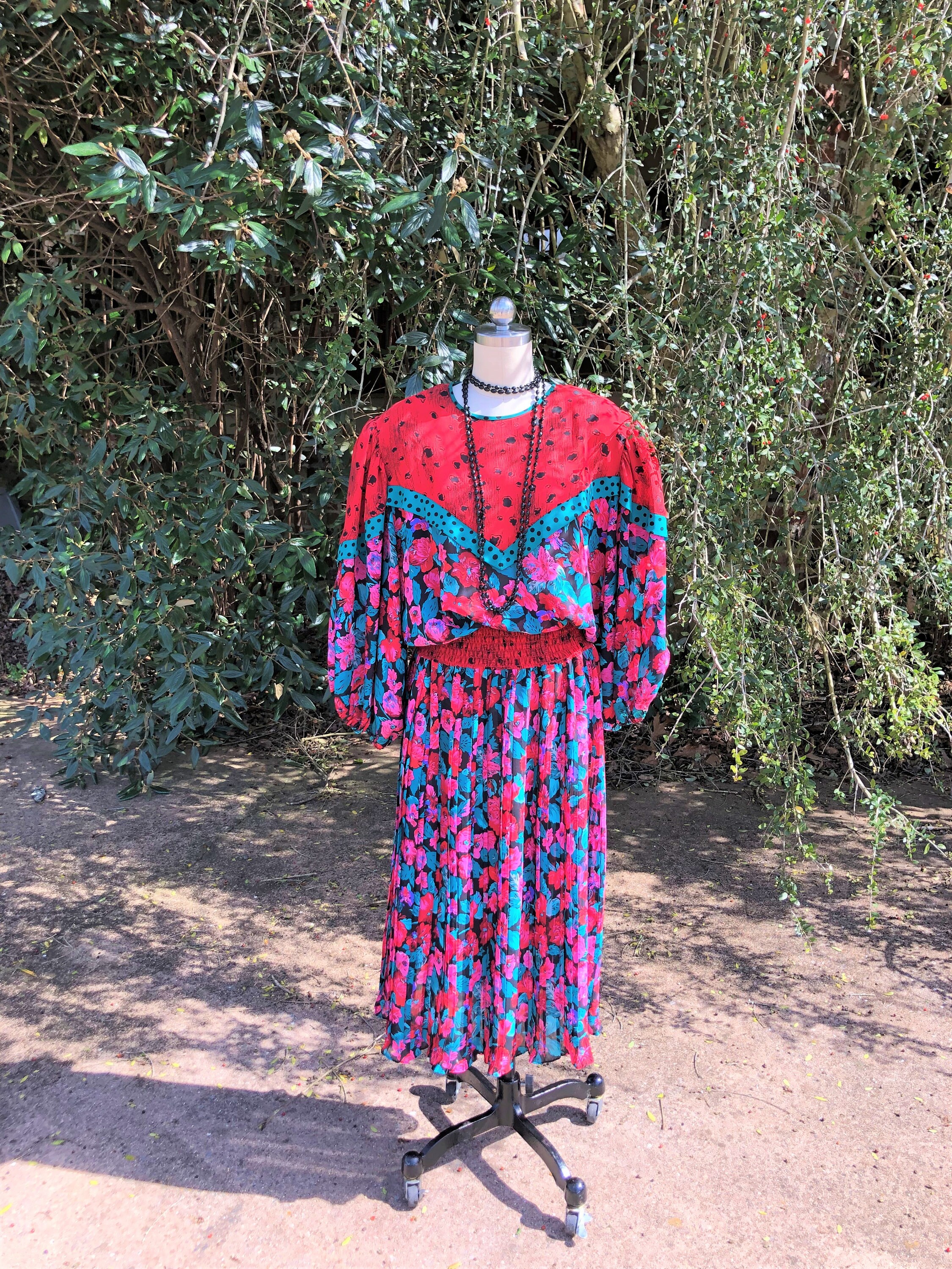 vintage】Susan Freis ホワイト×レッド花柄ワンピース 古着