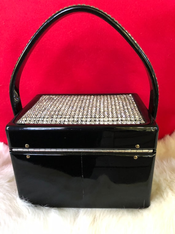 Vintage Purse Gray Silver Pearl Lucite Hard Side top handle bag collectible  display movie prop tv theater display Excellent Condition – Carol's True  Vintage and Antiques