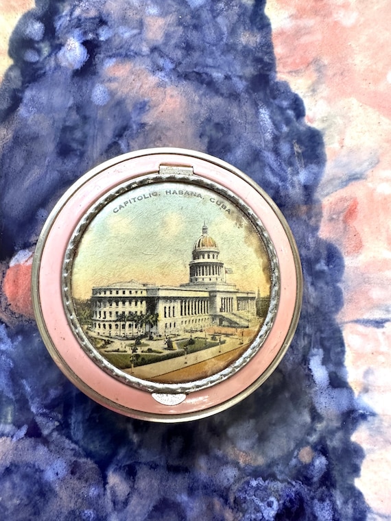 ANTIQUE PINK COMPACT/Souvenir Compacts/Pink Compacts/Antique Compacts/30's Compacts/Art Deco Compacts/Collection Compacts/Antique Condition