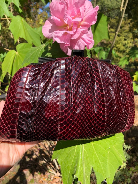 PRETTY 80's SNAKESKIN CLUTCH/Snakeskin Clutch/Snak