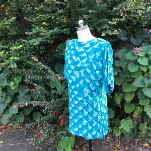 RARE MERMAID Top/80's Sequin Tops/Sequin Tops/Vintage Sequin Tops/Mermaid Tops/Beaded Tops/Turquoise Tops/Vintage Beaded Tops/MINT Condition