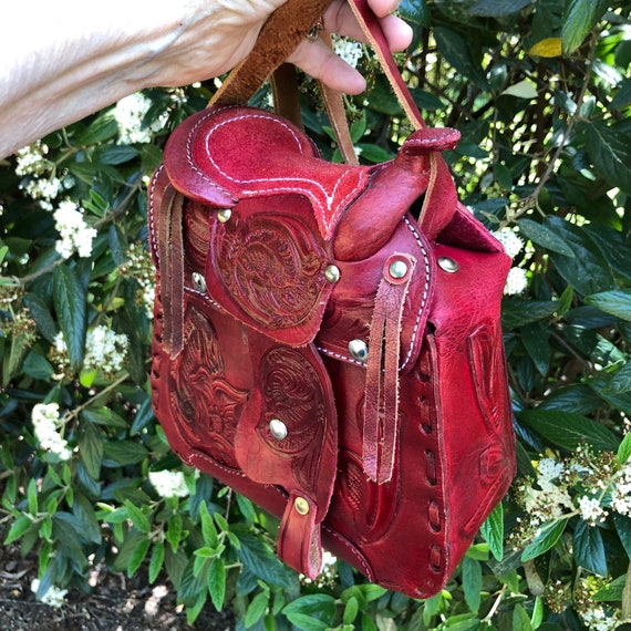 RARE 60's HAND TOOLED Cowgirl Saddle Bag/Hand Too… - image 4