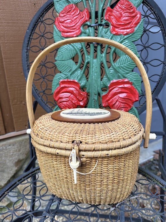 Nantucket basket in 14 - Gem