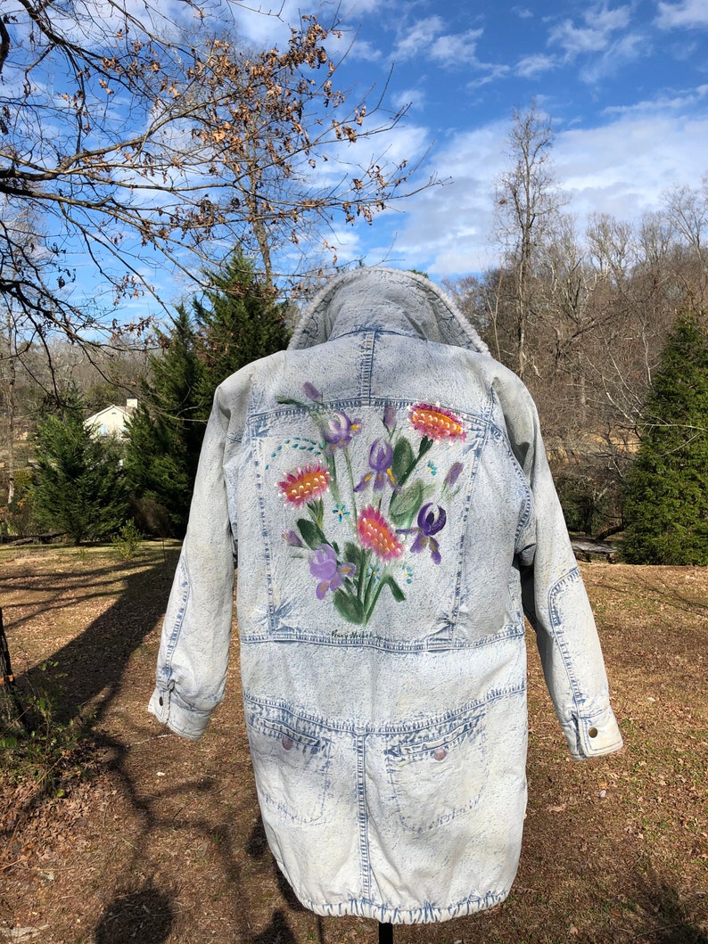 HAND PAINTED Denim Jacket/Sherpa Jackets/90's Jackets/90's Coats/Acid Washed Jacket/Denim Jackets/Painted Jackets/Near MINT Condition image 1