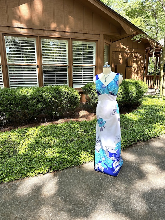 70's MALIHINI HAWAIIAN DRESS/Vintage Bra Maxi/Hawaiian Dresses/Hawaiian Empire Dresses/Floral Hawaiian Dress/60's Gown/Mint Condition
