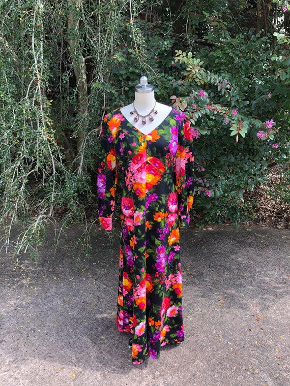 GORGEOUS 70's FLORAL Maxi/70’s Floral Prairie Dre… - image 10