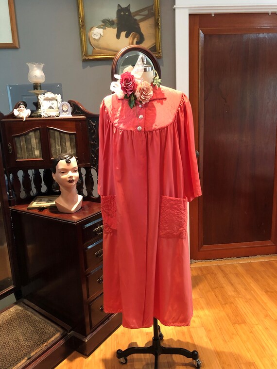 GORGEOUS 40’s Quilted Detail Robe/Vintage 40’s Co… - image 10