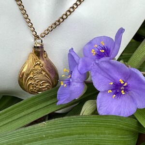 RARE 60&#39;s MIRIAM HASKELL Perfume Bottle Necklace/Miriam Haskell/60&#39;s Jewelry/Pendant Necklaces/Vintage Necklace/Good Vintage Condition