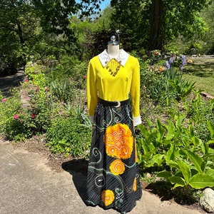 BEAUTIFUL 70&#39;s MAXI DRESS/70&#39;s GoGo Maxi Dress/70’s Dresses/70’s Maxi Dress/Barkcloth Dresses/Maxi Dresses/Dayglo Dress/Mint Condition