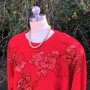 80&#39;s RED BEADED Sweater/80’s Red Sweater/Floral Sequin Sweater/80’s Sweaters/80’s Fashion/Beaded Sweaters/Sequin Sweater/Near MINT Condition