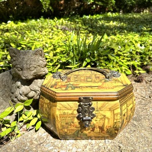 ANTON PIECK Box Handbags/Box Handbags/Box Purses/Anton Pieck Purses/Decoupage Purses/Lucite Handle Purse/70&#39;s Handbag/Near Mint Condition