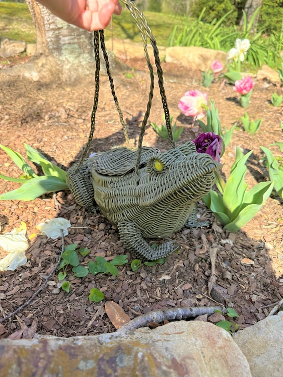 RARE 50's WICKER FROG Purse/50's Animal Purses/50… - image 1