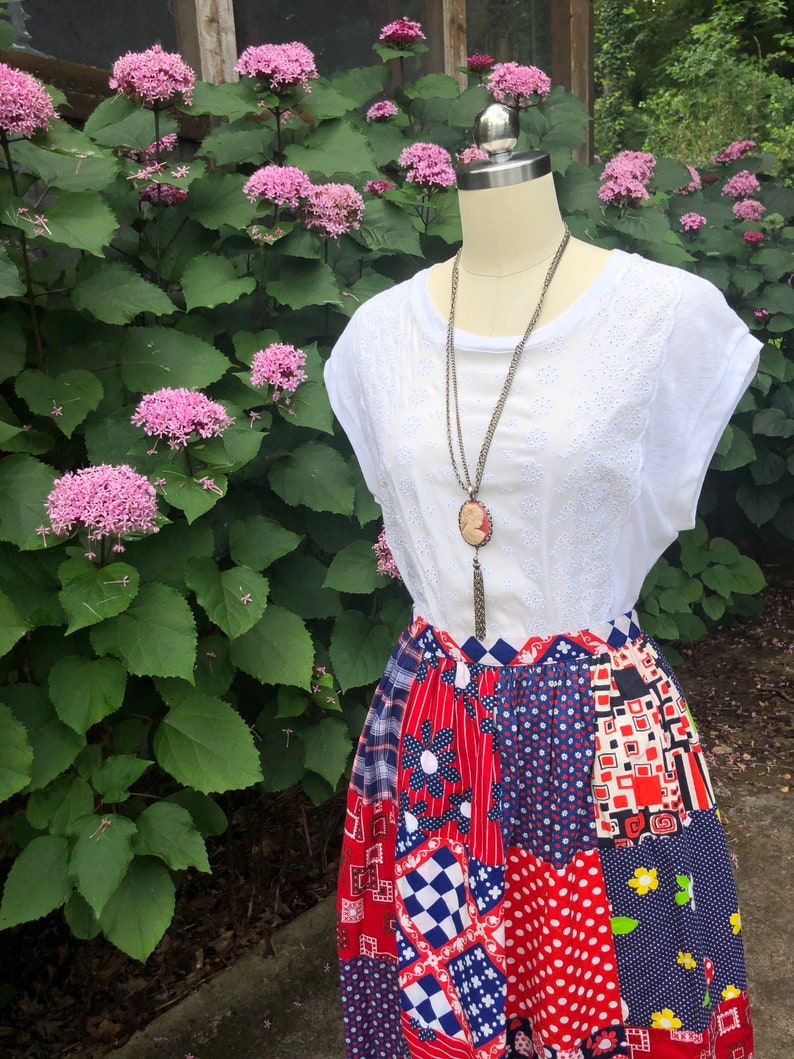 70's AMERICANA PATCHWORK Skirt/70s Maxi Skirt/70s Patchwork Skirt/Vintage Usa Skirt/Red White and Blue Skirt/70s Maxi/Near MINT Condition image 8