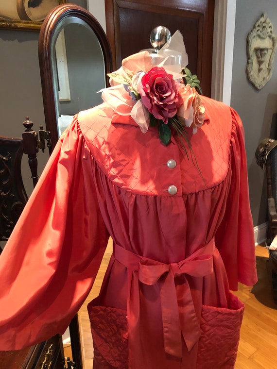 GORGEOUS 40’s Quilted Detail Robe/Vintage 40’s Co… - image 9